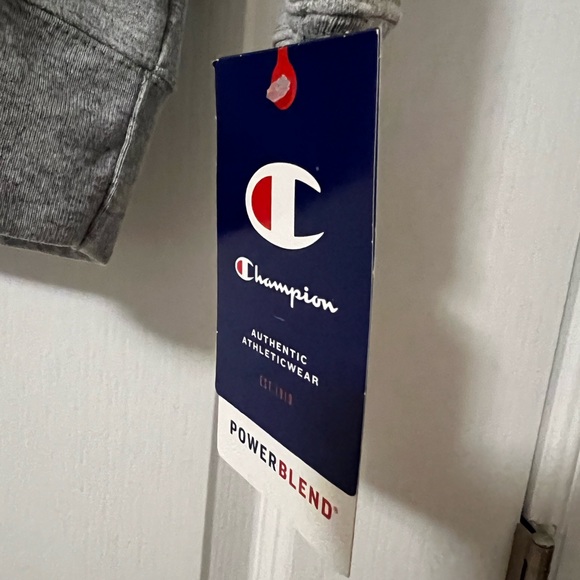 Champion sweatshirt size large NWT - Picture 5 of 9